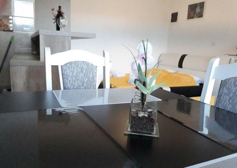 Apartment Iva บิเยลา ภายนอก รูปภาพ