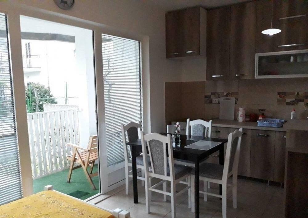 Apartment Iva บิเยลา ภายนอก รูปภาพ